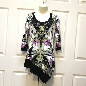 Eva Varro Size Small 3/4 Sleeve asymmetrical Top